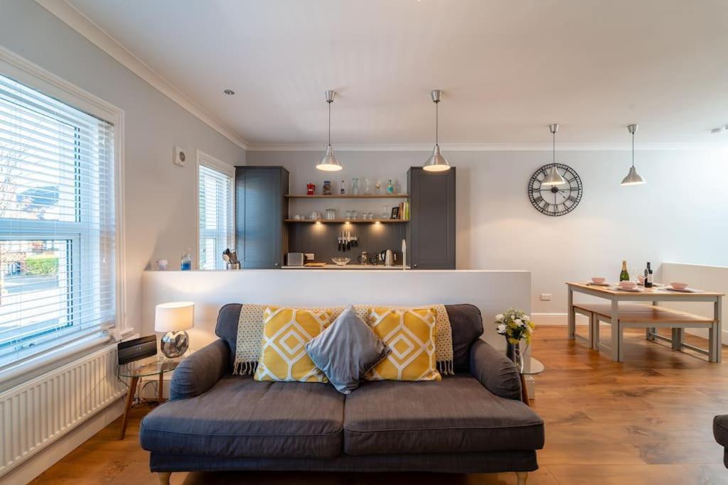 A Beautiful And Stylish 2 Bed Flat Close To Beach Bournemouth Dış mekan fotoğraf