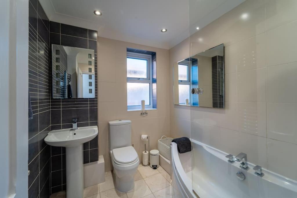 A Beautiful And Stylish 2 Bed Flat Close To Beach Bournemouth Dış mekan fotoğraf