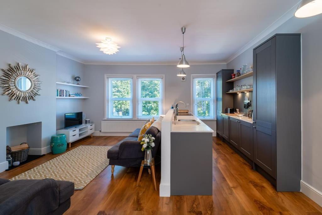 A Beautiful And Stylish 2 Bed Flat Close To Beach Bournemouth Dış mekan fotoğraf